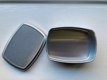 Load image into Gallery viewer, Orca and Bee Travel Soap Tin